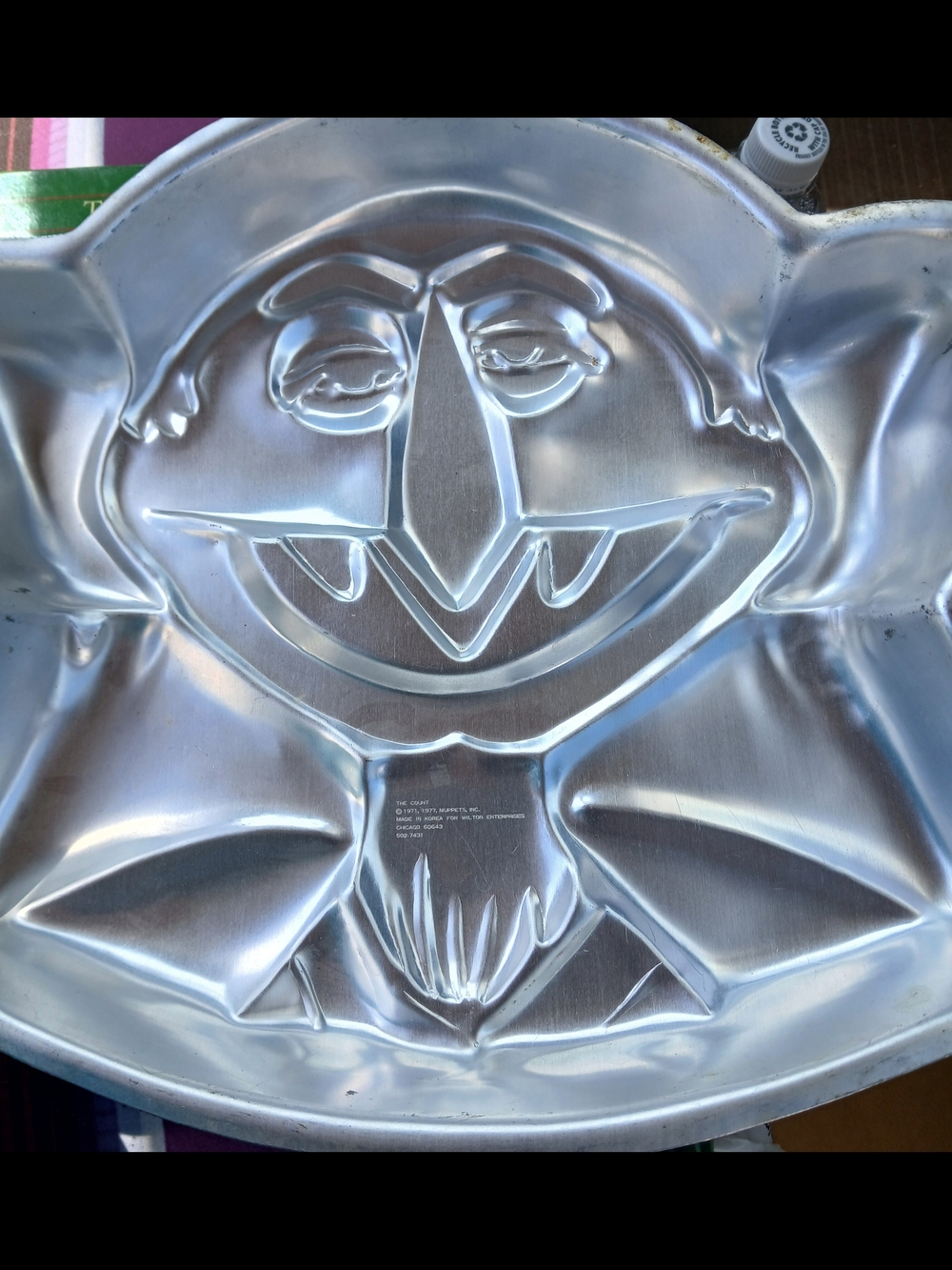 Vintage Wilton  Vampire COUNT SESAME STREET Face Cake Pan